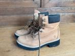 Timberland schoenen dames maat 39, Ophalen of Verzenden, Gedragen, Beige, Lage of Enkellaarzen