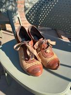 Retro dames pumps maat 37, Pumps, Bruin, Ophalen of Verzenden, Zo goed als nieuw