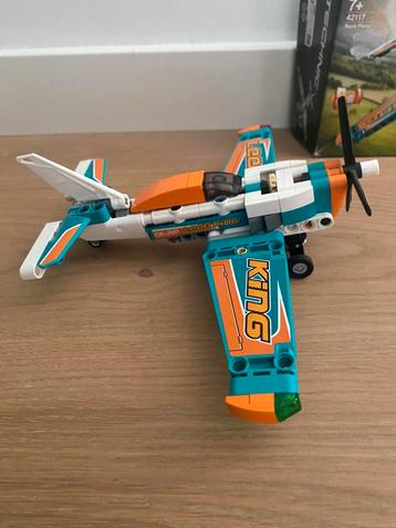 Lego technic race vliegtuig 42117 beschikbaar voor biedingen