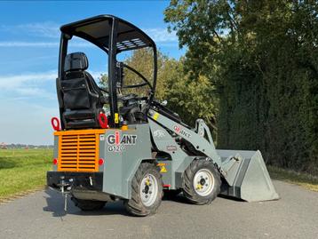 Giant G1200 zgan wiellader kniklader shovel giant knikmops beschikbaar voor biedingen