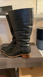 Zwarte leren Uggs mt 38 met houten hak. Vaste prijs 45., Ophalen, Zo goed als nieuw, Zwart