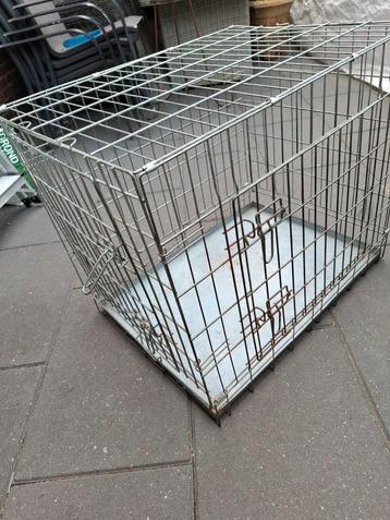 Hondenbench beschikbaar voor biedingen