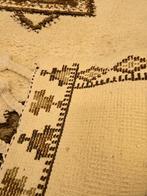 Vintage Berber tapijt - 130cm x 200cm, Ophalen, 100 tot 150 cm, Handelsonderneming Cubran, 200 cm of meer