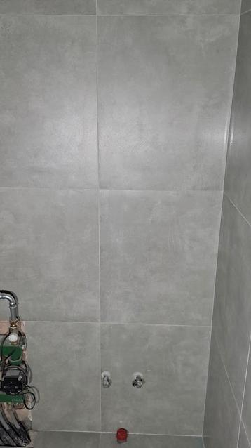 Grijze Wandtegels beschikbaar voor biedingen