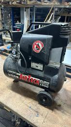 Compressor 24 liter., Doe-het-zelf en Verbouw, Compressors, Ophalen, Gebruikt