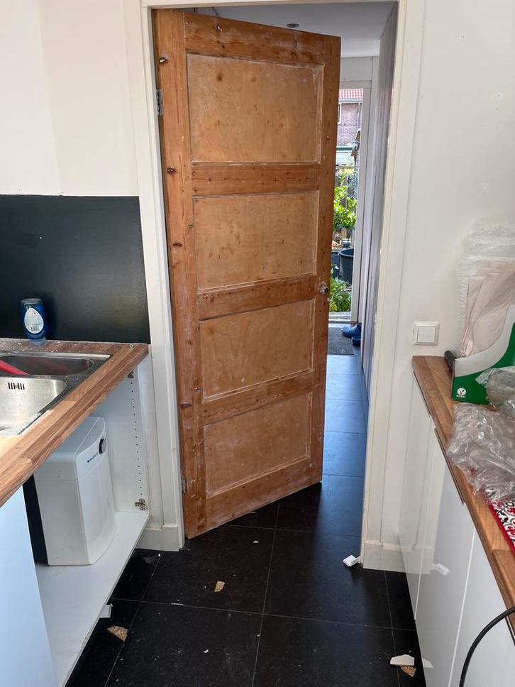 Houten binnendeur met 4 panelen, Doe-het-zelf en Verbouw, Deuren en Horren, Gebruikt, Binnendeur, 200 tot 215 cm, 80 tot 100 cm