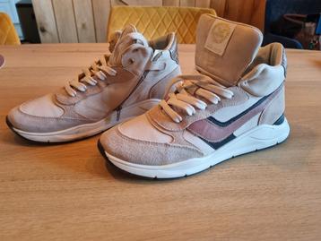 Kipling hoge sneaker mt 39 beschikbaar voor biedingen