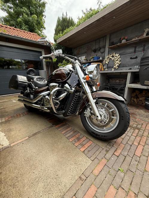 Suzuki Intruder C1800, Motoren, Motoren | Suzuki, Particulier, Chopper, meer dan 35 kW, 2 cilinders, Motorrijbewijs A, Cardan-aandrijving