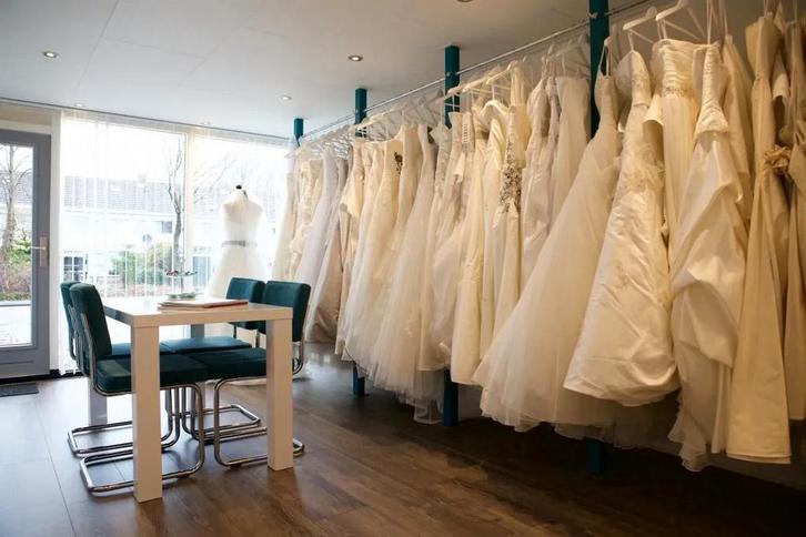 Collectie Bruidsjurken en Accessoires te Koop!(+/-70 stuks), Kleding | Dames, Trouwkleding en Trouwaccessoires, Nieuw, Trouwjurk