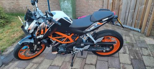 Zeer nette KTM 390 DUKE, Motoren, Motoren | KTM, Particulier, Naked bike, 12 t/m 35 kW, 1 cilinder, Ophalen