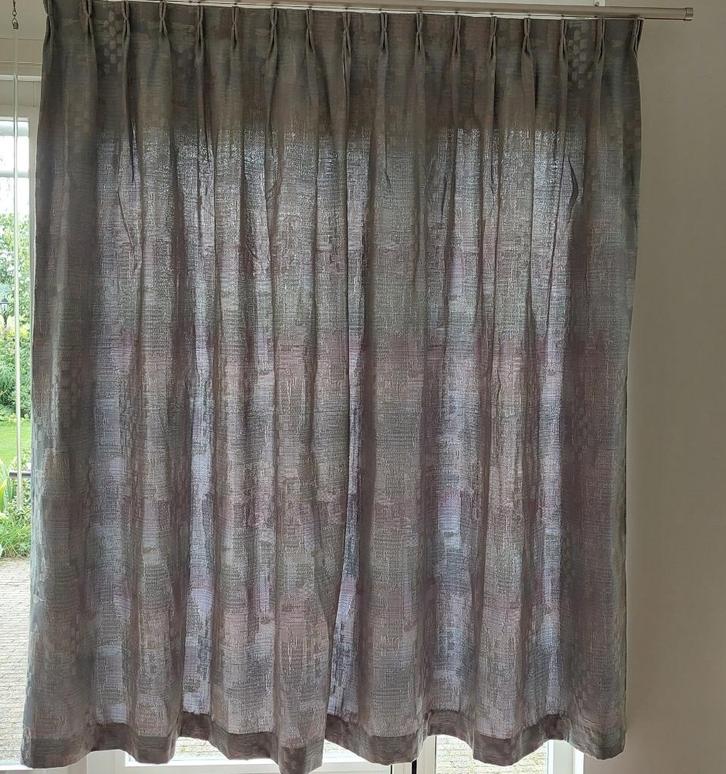 Overgordijnen: dikke stof, Huis en Inrichting, Stoffering | Gordijnen en Lamellen, Zo goed als nieuw, 150 tot 200 cm, 150 tot 200 cm