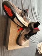 Jordan 4 Retro taupe haze maat 41, Ophalen of Verzenden, Gebruikt, Schoenen