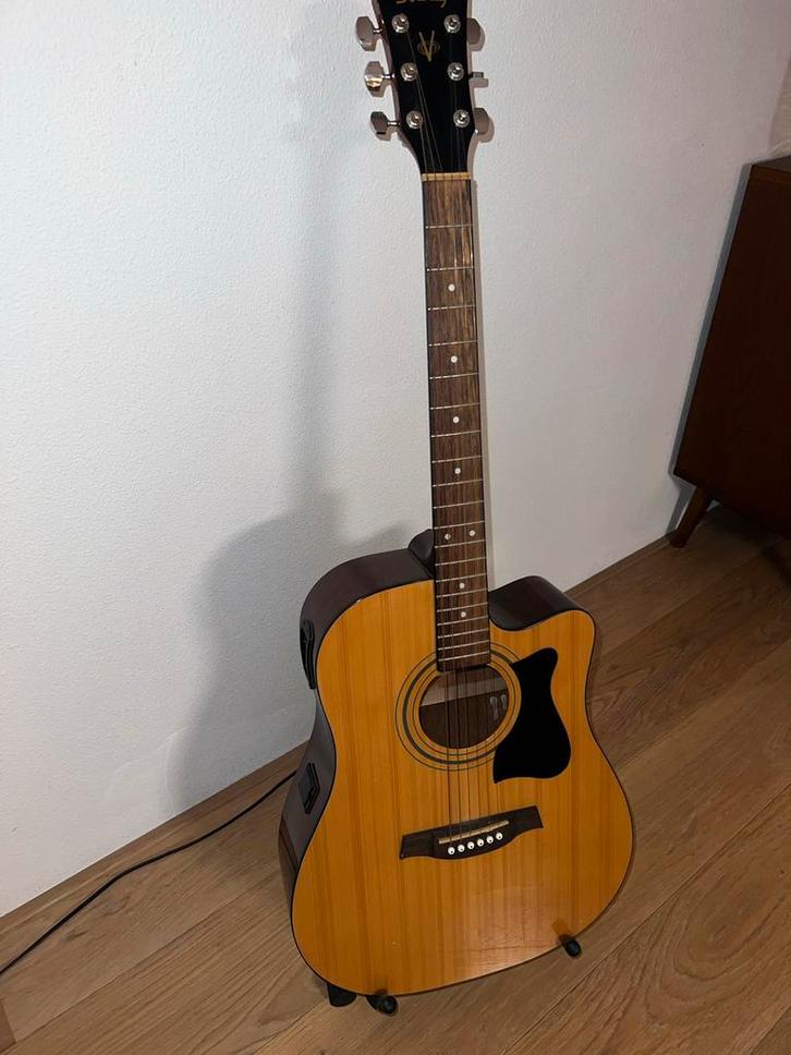 Ibanez Akoestische Gitaar met Element, Muziek en Instrumenten, Snaarinstrumenten | Gitaren | Akoestisch, Gebruikt, Western- of Steelstringgitaar