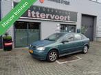 Opel Astra 1.6 Njoy, Voorwielaandrijving, Stof, Gebruikt, 4 cilinders