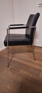 4 Zwarte leren eetkamer- of vergaderstoelen, Ophalen, Gebruikt, Zwart, Leer