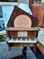 Vintage piano met 6 onderzetters, Ophalen of Verzenden, Glas of Kopje