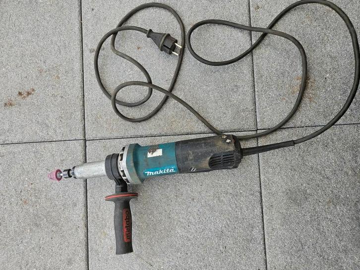 Makita rechte slijper/slijpmachine GD0800C 3halen 2betalen!!, Doe-het-zelf en Verbouw, Gereedschap | Overige machines, Gebruikt