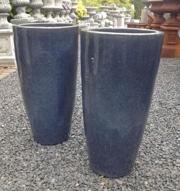 Grote geglazuurde potten antic grey bleu in twee maten. beschikbaar voor biedingen