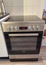 Beko elektrisch fornuis, Ophalen, 4 kookzones, Zo goed als nieuw, 85 tot 90 cm