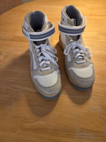 Toral hoge sneaker beige 40 beschikbaar voor biedingen