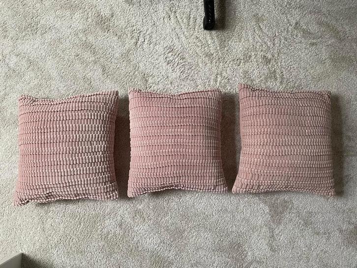 3x Unique Living - Kussen Dolf 45x45cm Old Pink, Huis en Inrichting, Woonaccessoires | Kussens, Zo goed als nieuw, Roze, Vierkant