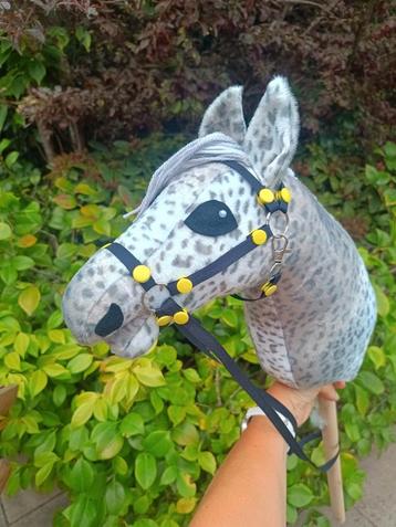 Hobbyhorse schimmel  beschikbaar voor biedingen