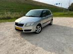 Skoda Fabia 1.2 44KW 2010 Grijs, Auto's, Skoda, Voorwielaandrijving, 1005 kg, 1198 cc, Bedrijf