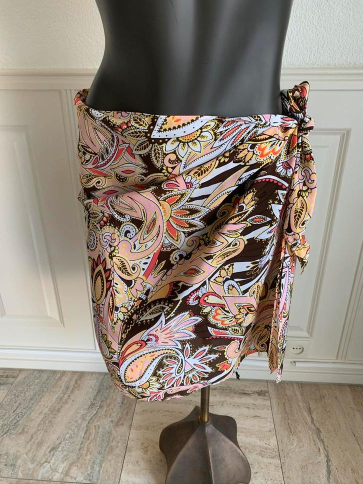 Maryan mehlhorn pareo doek / rokje maat m, Kleding | Dames, Badmode en Zwemkleding, Nieuw, Overige typen, Overige kleuren, Verzenden