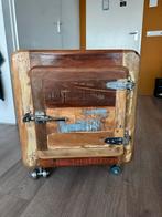 Vintage houten kastje op wieltjes, Ophalen of Verzenden, Gebruikt
