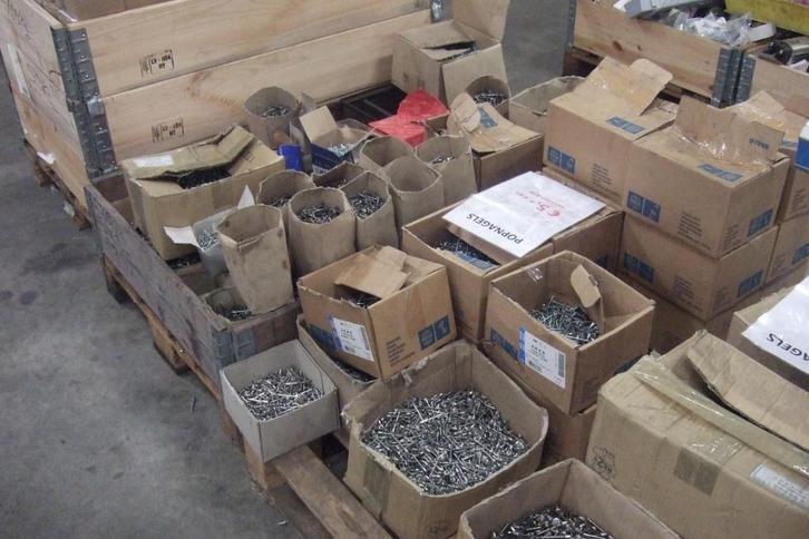 Popnagels, Hobby en Vrije tijd, Overige Hobby en Vrije tijd, Nieuw, Ophalen