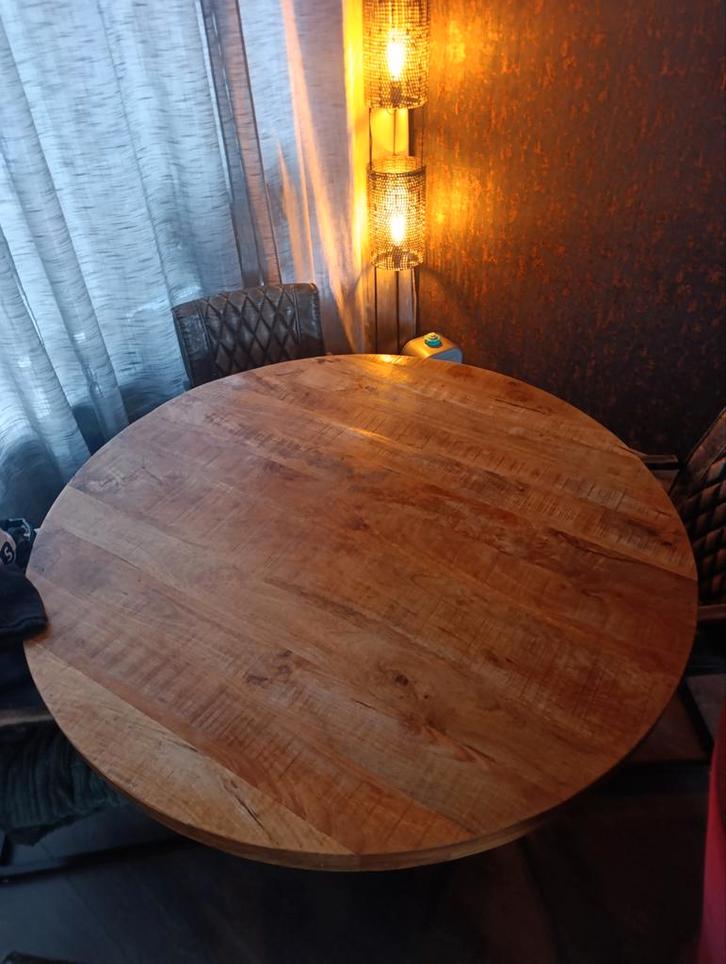 Ronde Mango Houten Eettafel met Zwart Metalen Onderstel, Huis en Inrichting, Tafels | Eettafels, Gebruikt, 100 tot 150 cm, 100 tot 150 cm