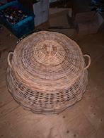 Hele grote rotan mand, Huis en Inrichting, Ophalen, Zo goed als nieuw