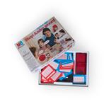 Stop! Ander Woord - MB Spellen, Hobby en Vrije tijd, Gezelschapsspellen | Bordspellen, Vijf spelers of meer, Ophalen of Verzenden