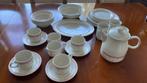 Elegant Porcelain Dinnerware Set (Complete Set), Ophalen, Zo goed als nieuw, Porselein, Compleet servies