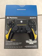 Helldivers 2 Dualsense PS5 Controller + Charging Station, Spelcomputers en Games, Ophalen of Verzenden, Gebruikt, Met 1 controller
