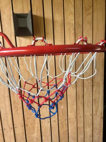 Basketbal net met basket nieuw! beschikbaar voor biedingen