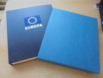 1.  Super coll EUROPA PF DAVO luxe album Deel 1. 1956/1981 beschikbaar voor biedingen