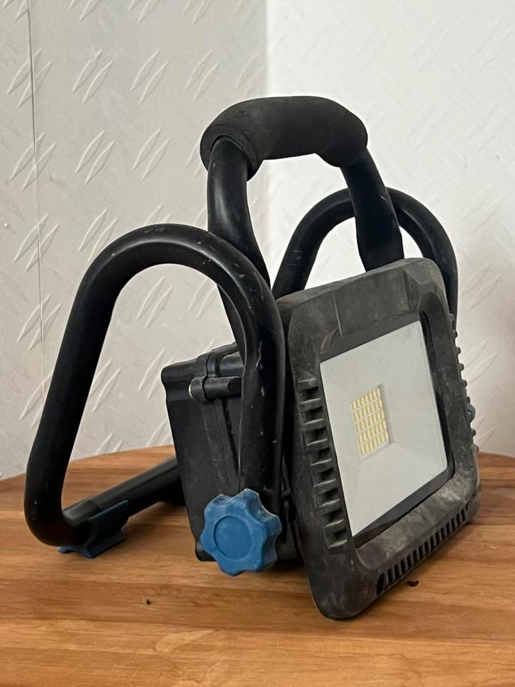 Bouwlamp 20W LED, Doe-het-zelf en Verbouw, Bouwverlichting, Zo goed als nieuw, Lamp, Minder dan 50 watt, Ophalen of Verzenden