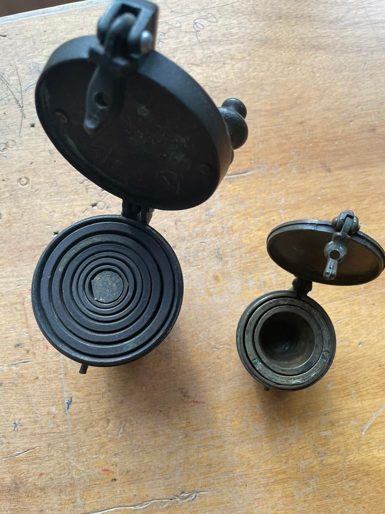 Antiek koperen sluitgewichten / pijlgewichten, Ophalen of Verzenden