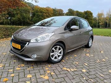 Peugeot 208 1.4 VTI 5 deurs, Airco, clima, nette auto! beschikbaar voor biedingen