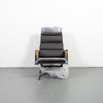 2x Vitra Eames EA 222 Soft Pad Lounge Bruin Leer - Chroom, Huis en Inrichting, Fauteuils, Nieuw, 75 tot 100 cm, Ophalen of Verzenden