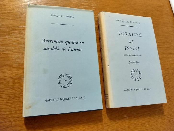 Nr. 1140 Emmanuel Levinas, Phaenomenologica 8 en 54, Boeken, Filosofie, Gelezen, Algemeen, Ophalen of Verzenden