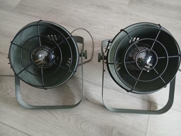 2 industriële tafellampen beschikbaar voor biedingen