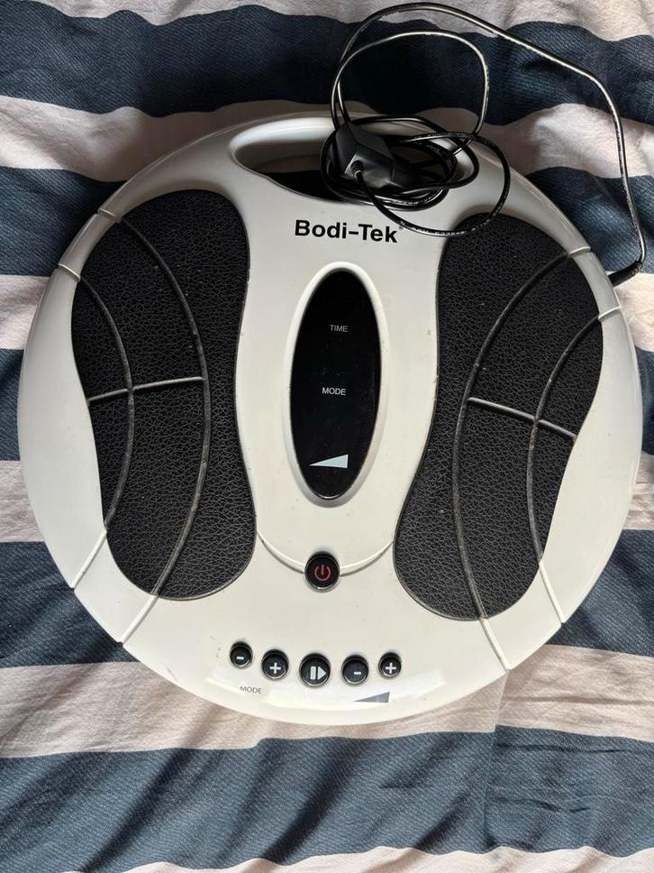 Bodi-Tek Trilplaat - Fitnessapparaat, Sport en Fitness, Fitnessapparatuur, Gebruikt, Trilplaat, Benen, Kunststof, Ophalen of Verzenden