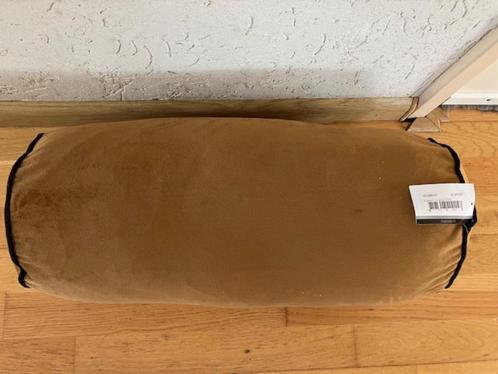 2 cilindervormige kussens goud 50 cm Riverdale nieuw, Huis en Inrichting, Woonaccessoires | Kussens, Nieuw, Bruin, Cilindervormig