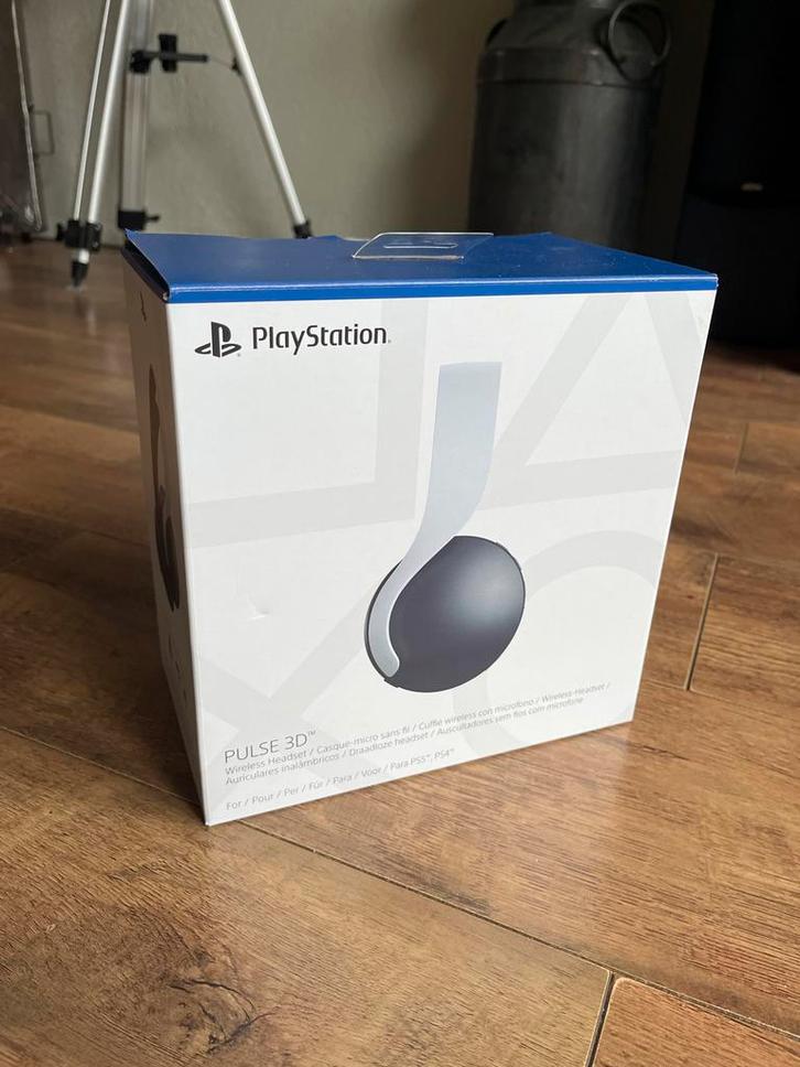 PlayStation Pulse 3D Headset, Spelcomputers en Games, Spelcomputers | Overige Accessoires, Zo goed als nieuw, Ophalen of Verzenden