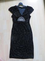 Zwarte vintage velours velvet midi jurk paisley maat 36 S, Vintage, Ophalen of Verzenden, Onder de knie, Maat 36 (S)