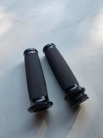 Diverse harley onderdelen (led, clubstyle, pegs, hendels) beschikbaar voor biedingen