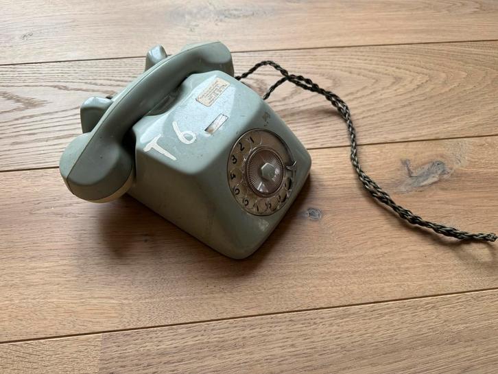 Vintage T6 Telefoon met Draaischijf, Telecommunicatie, Vaste telefoons | Niet Draadloos, Gebruikt, Met draaischijf, Ophalen of Verzenden