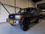 Toyota LANDCRUISER GRJ 76 Benzine Euro6 Airco Lier Difflocks, Bedrijf, Handgeschakeld, 2 stoelen, 2110 kg